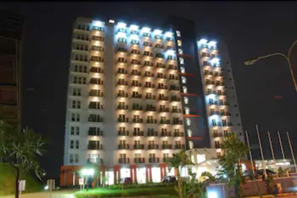 Marbella Suites Bandung Cimenyan Экстерьер фото