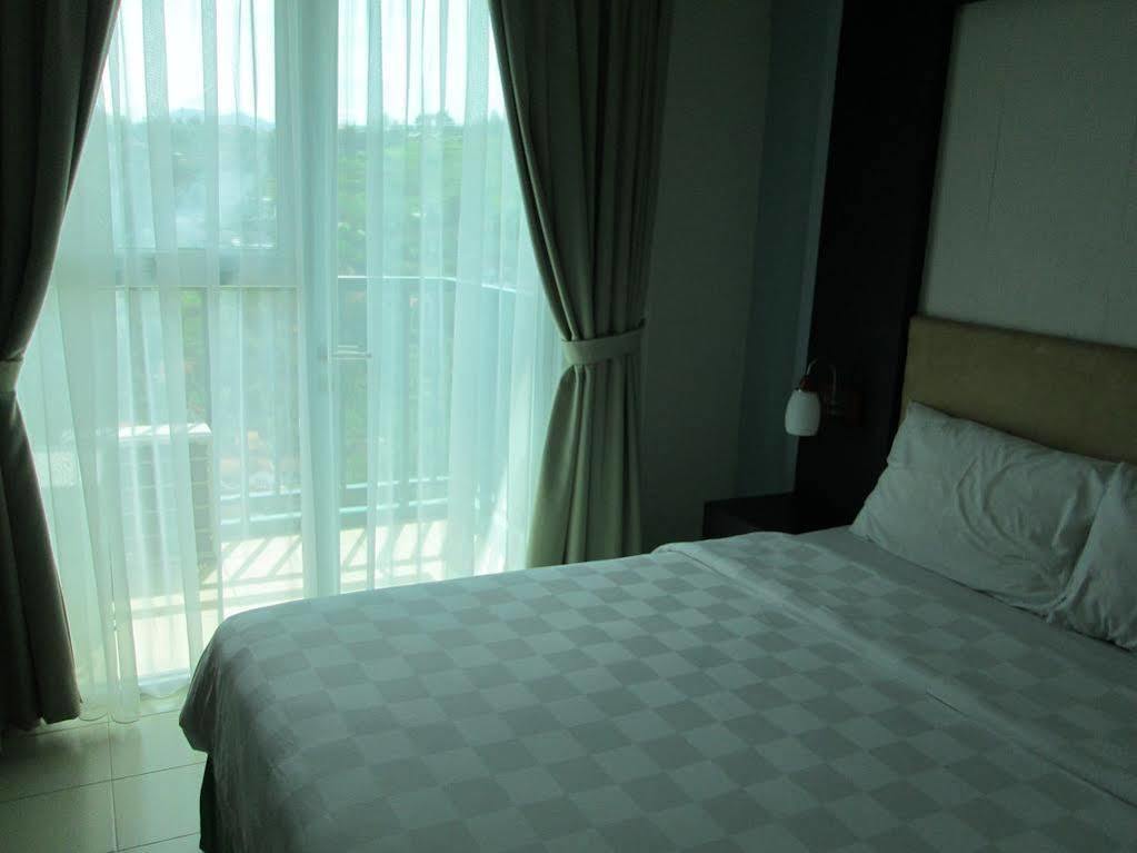 Marbella Suites Bandung Cimenyan Экстерьер фото